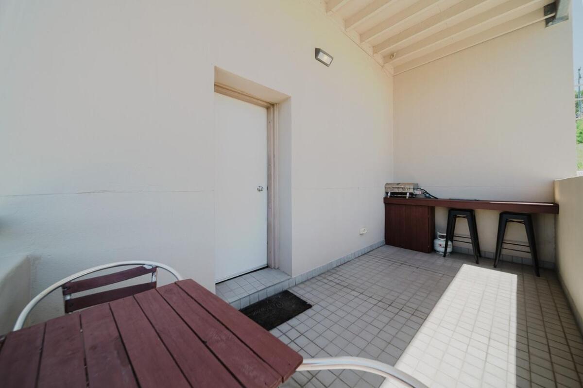 Flinders 2 Bed Unit Strand! Apartment *