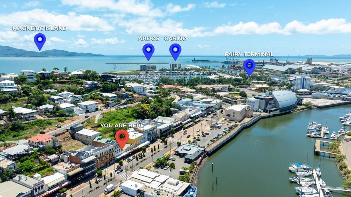 Flinders 2 Bed Unit Strand! * Townsville