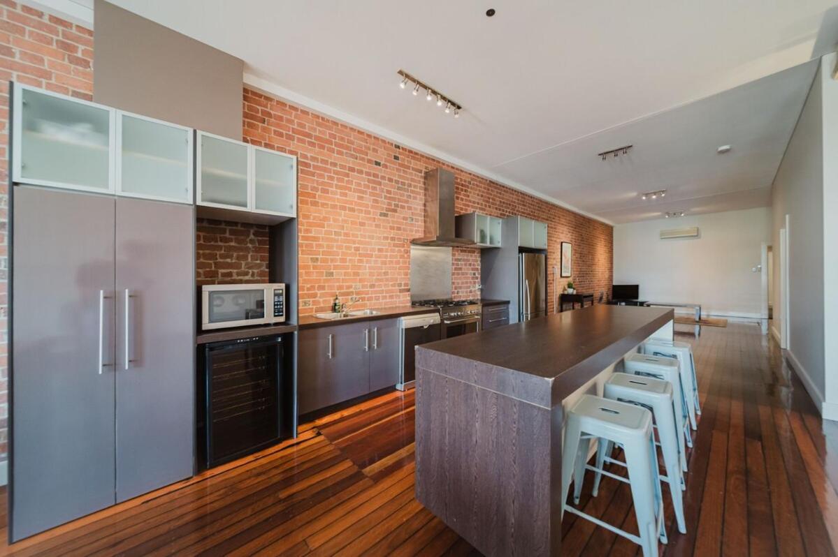 Flinders 2 Bed Unit Strand!