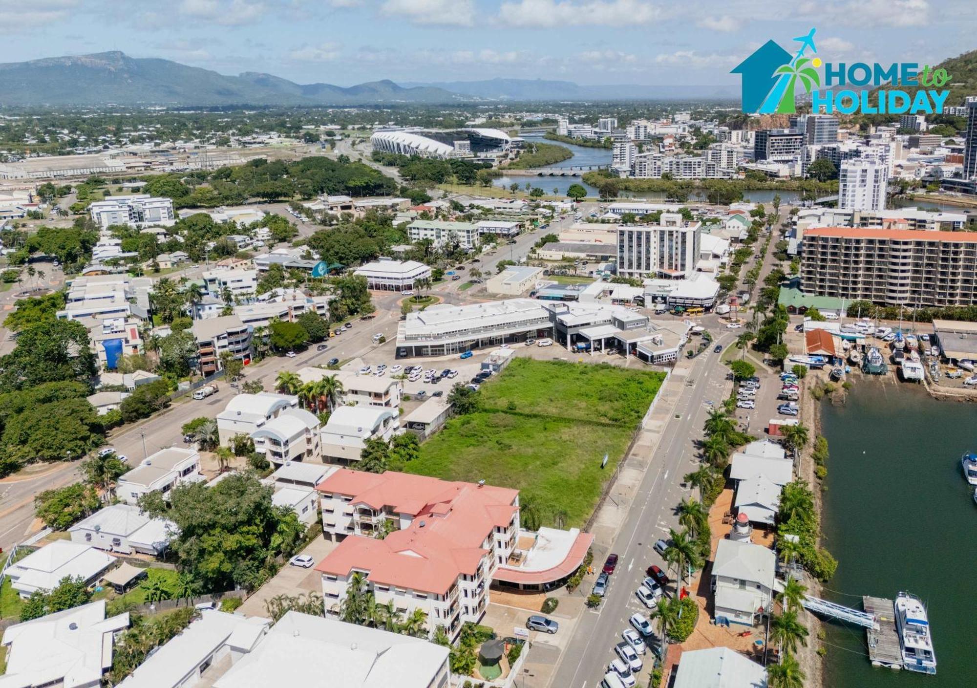 Perfect Position For And Stadium Access Apartment *