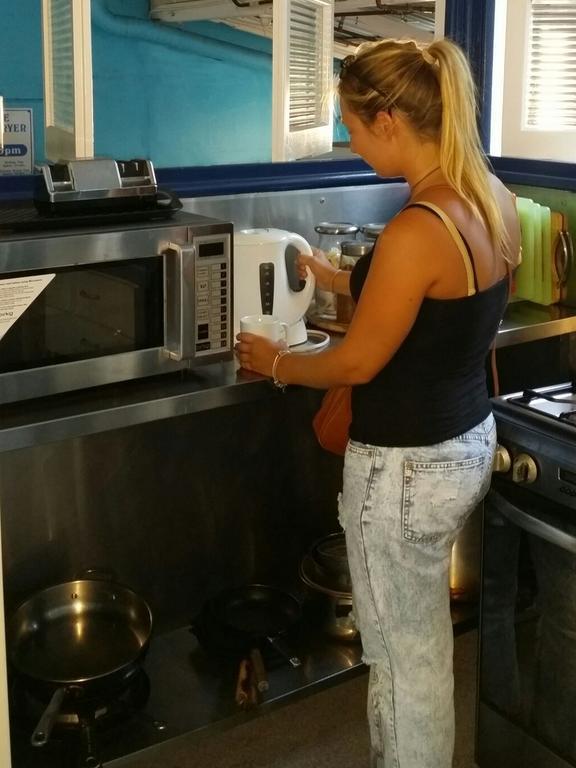 Reef Backpackers Hostel