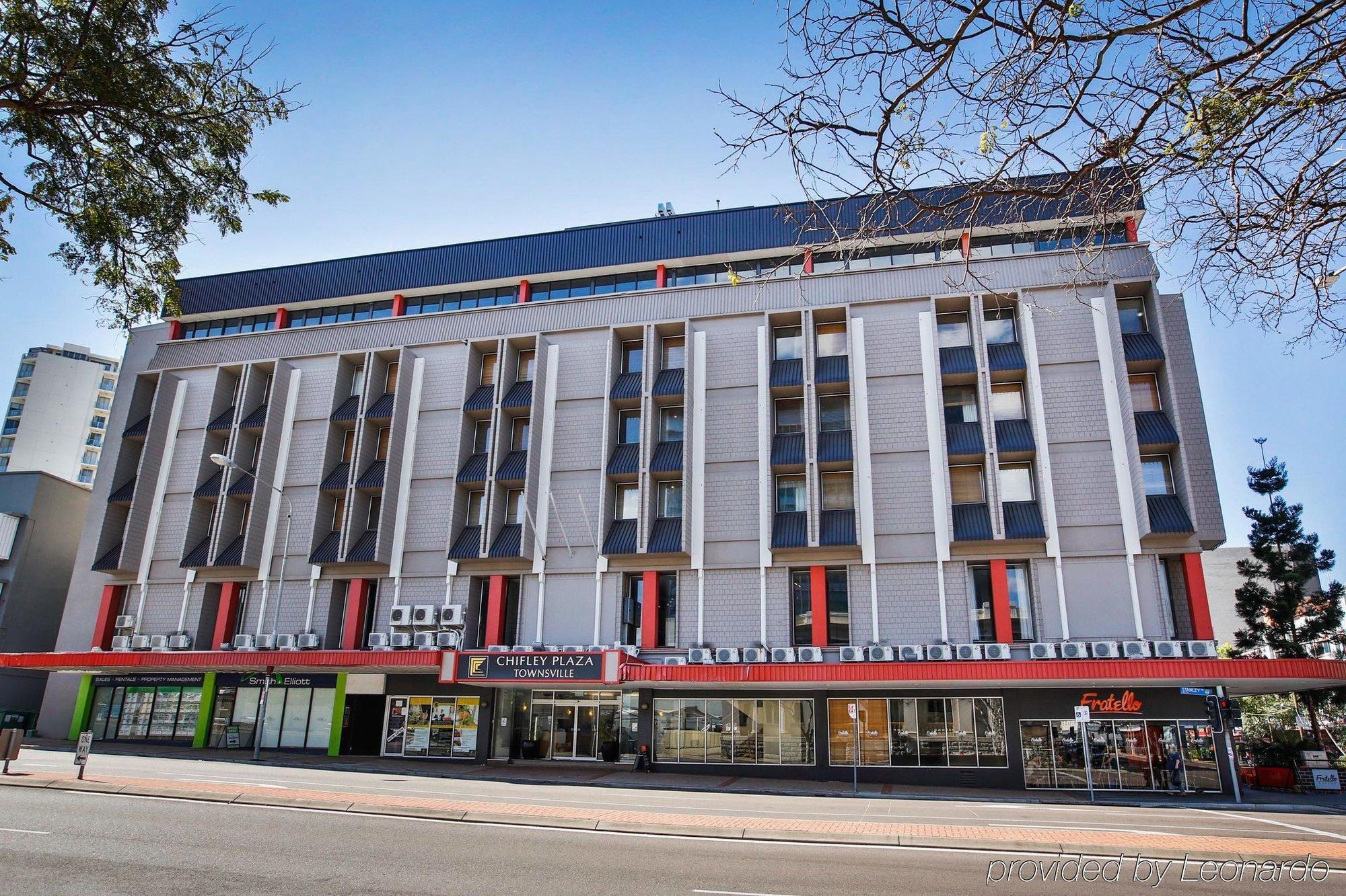 Hotel Madison Plaza 4*