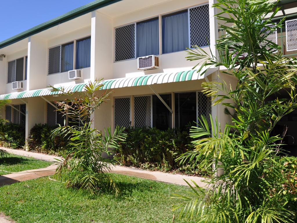 Palm Waters Holiday Villas Aparthotel
