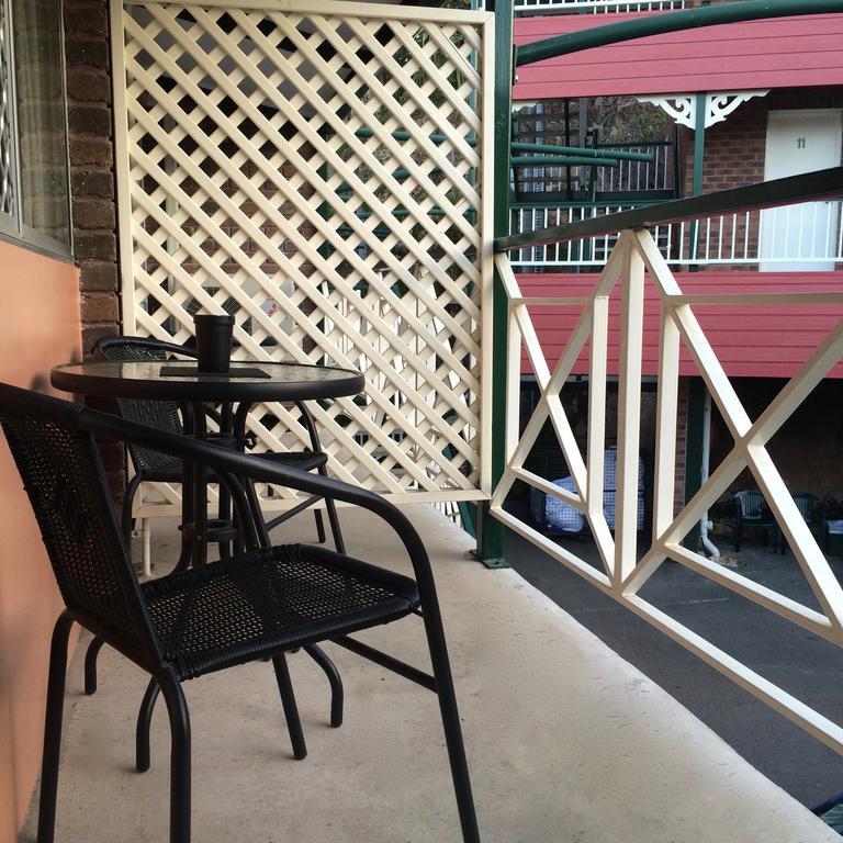 Yongala Lodge By The Strand Motel 3*