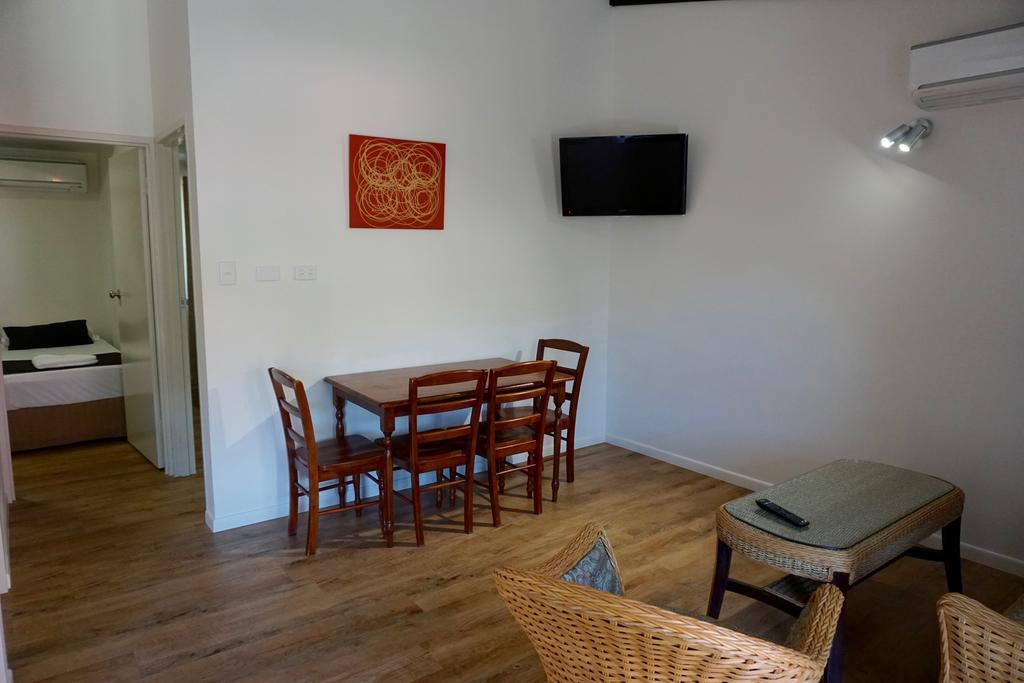 Motel Yongala Lodge By The Strand 3*