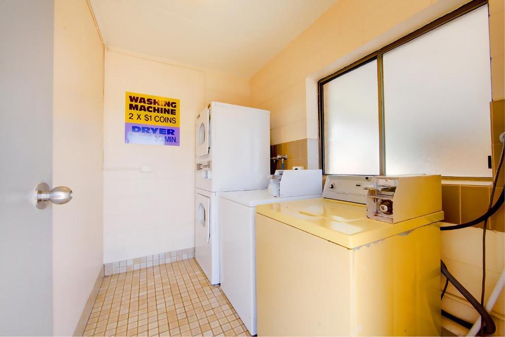 Raintree Motel