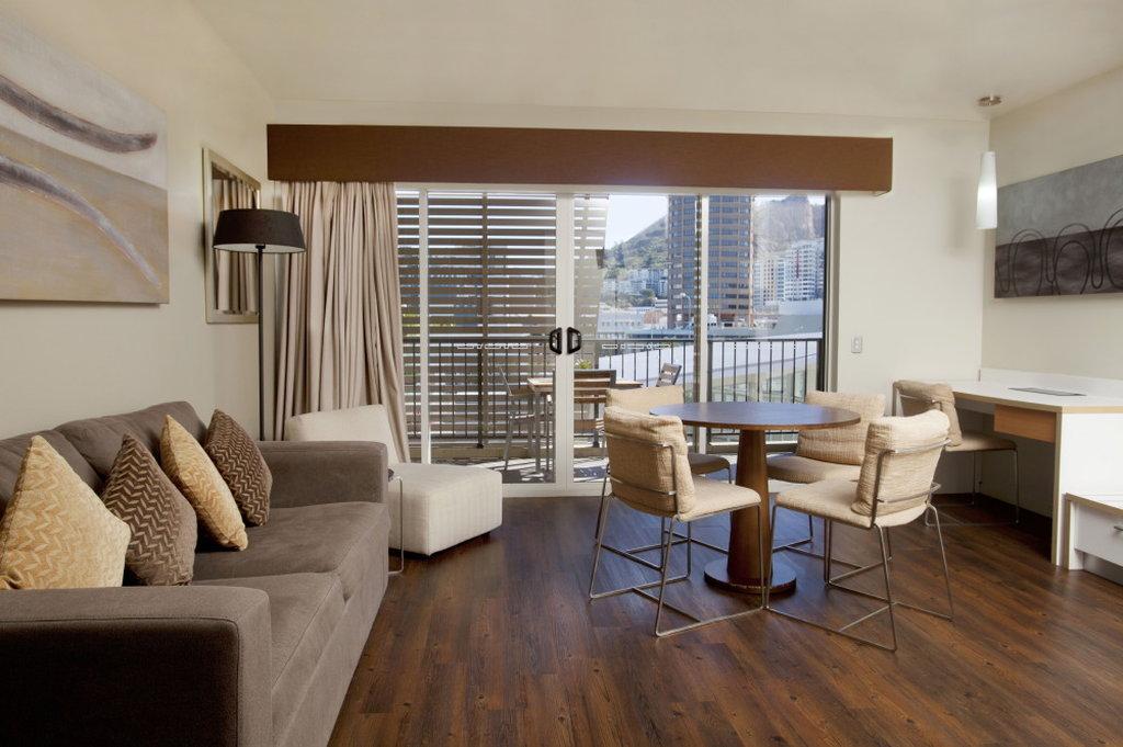 Aparthotel Grand And 4*