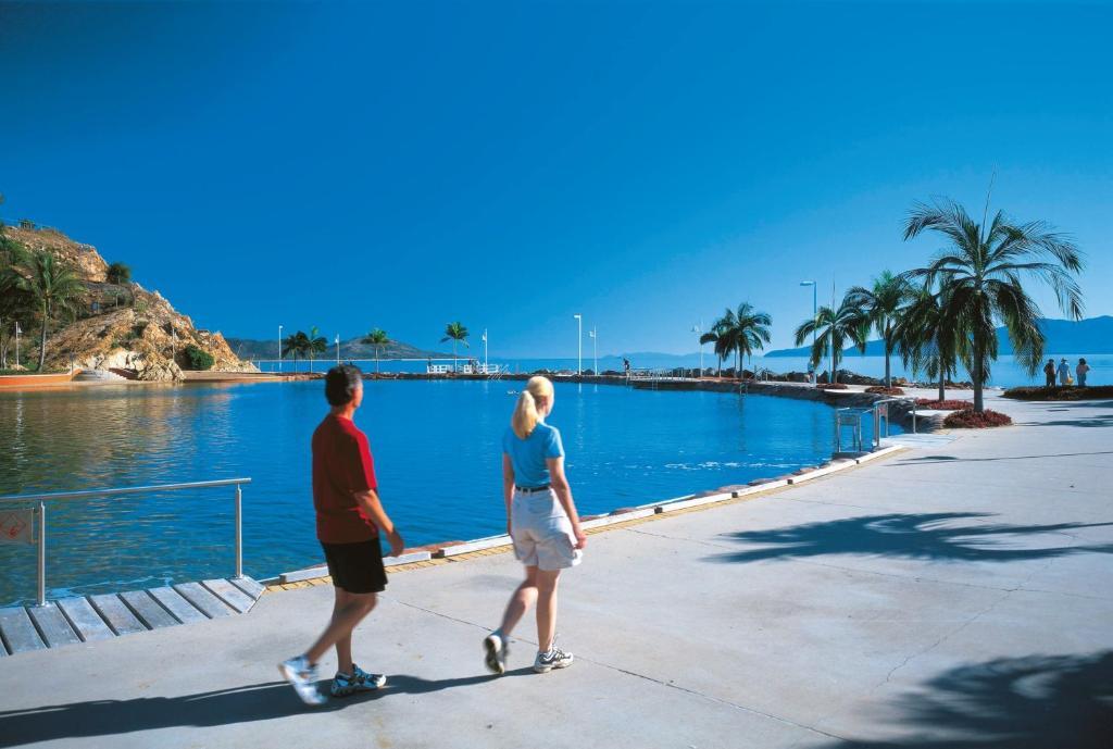 Cedar 3* Townsville