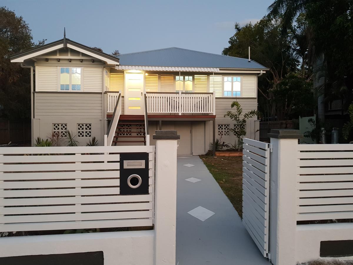 Beautiful Queenslander Holiday home Townsville
