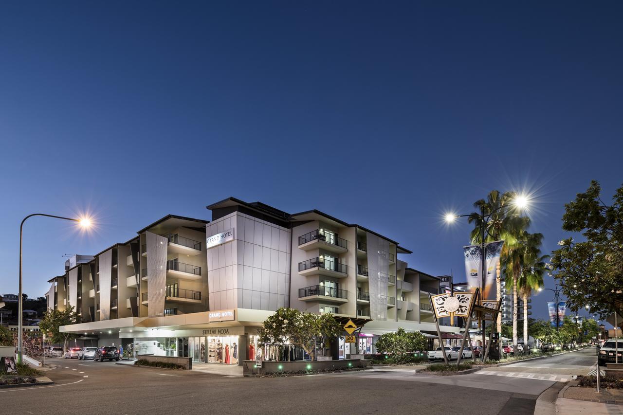 Aparthotel Grand And 4*