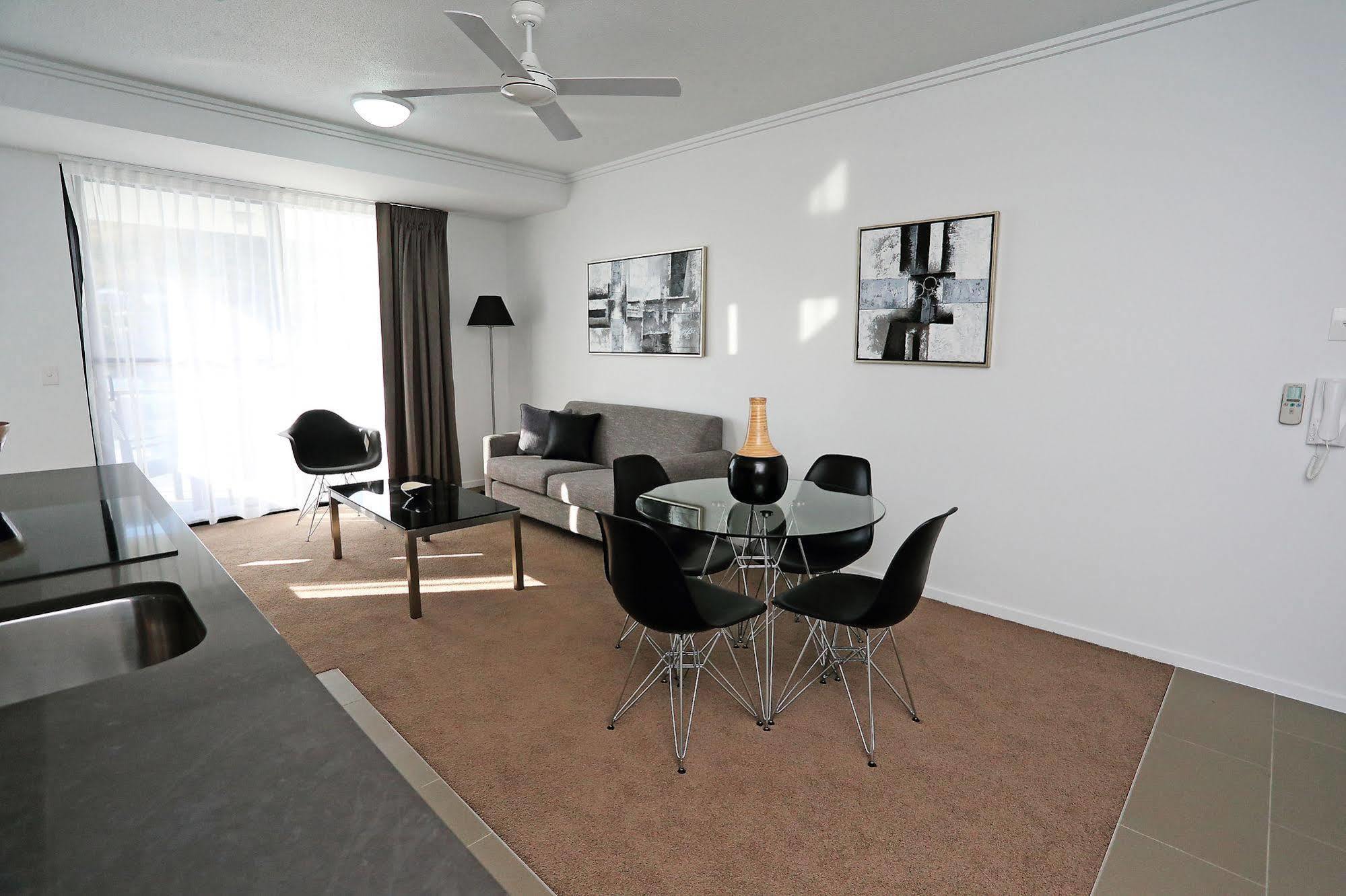 Q Paddington Resort 4*