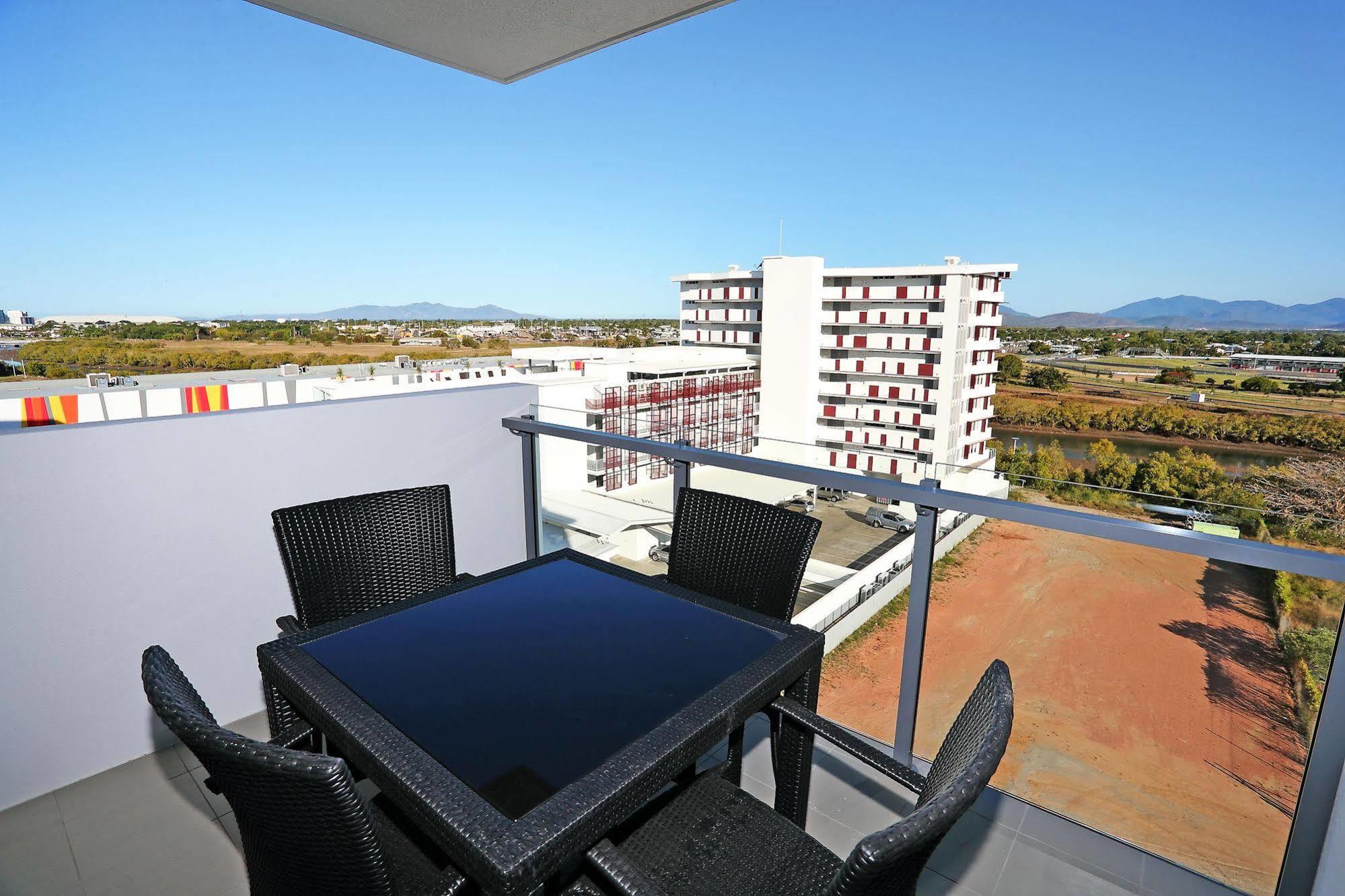 Q Paddington Resort 4*