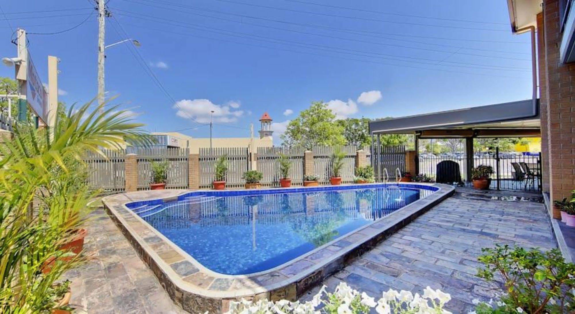 Motel Raintree 4*