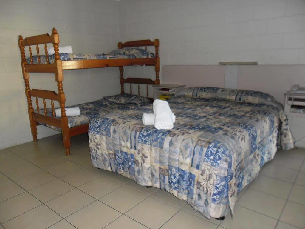 Banjo Paterson Motor Motel