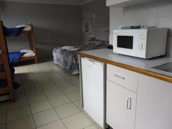 Banjo Paterson Motor Motel