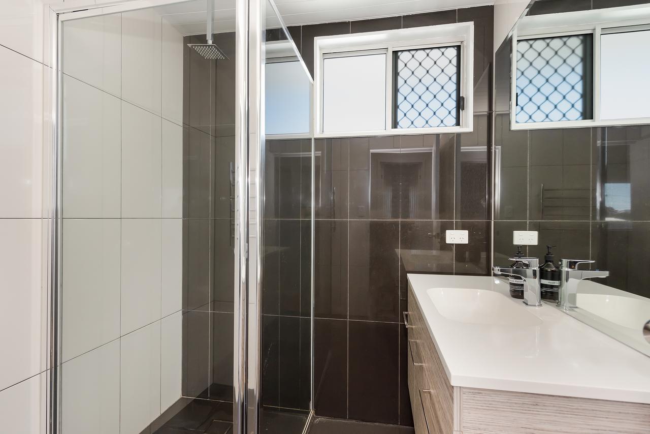 3 Bedroom Near The Airport * Townsville