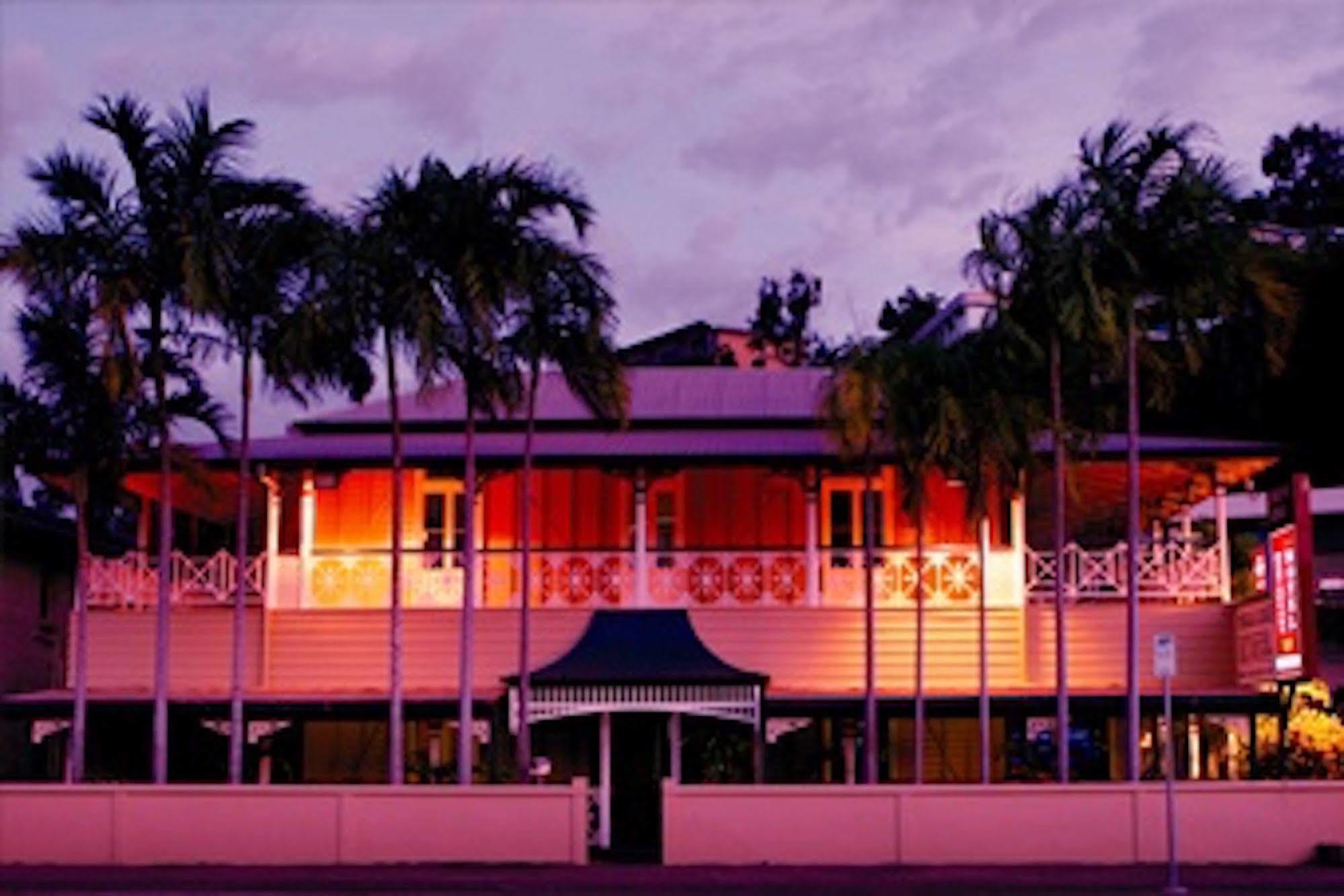 Yongala Lodge By The Strand 3*