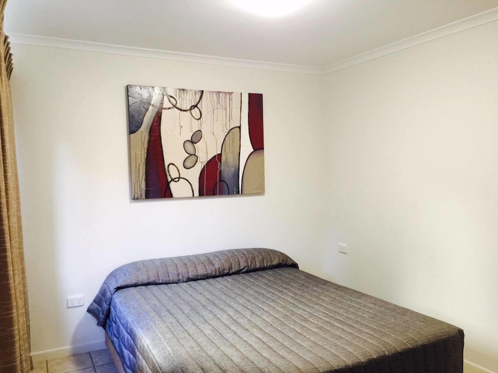 Motel Yongala Lodge By The Strand Townsville