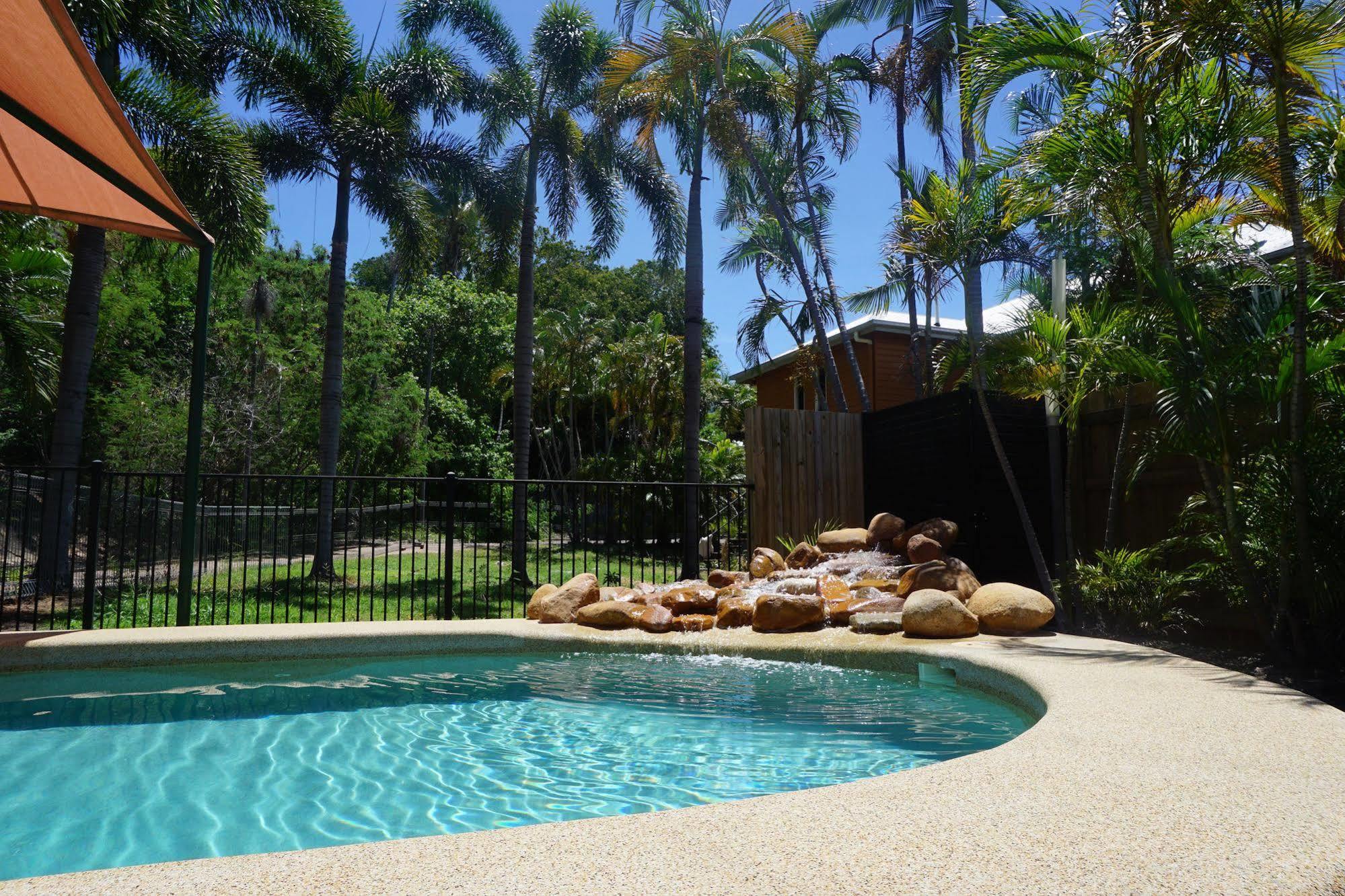 Yongala Lodge By The Strand 3*