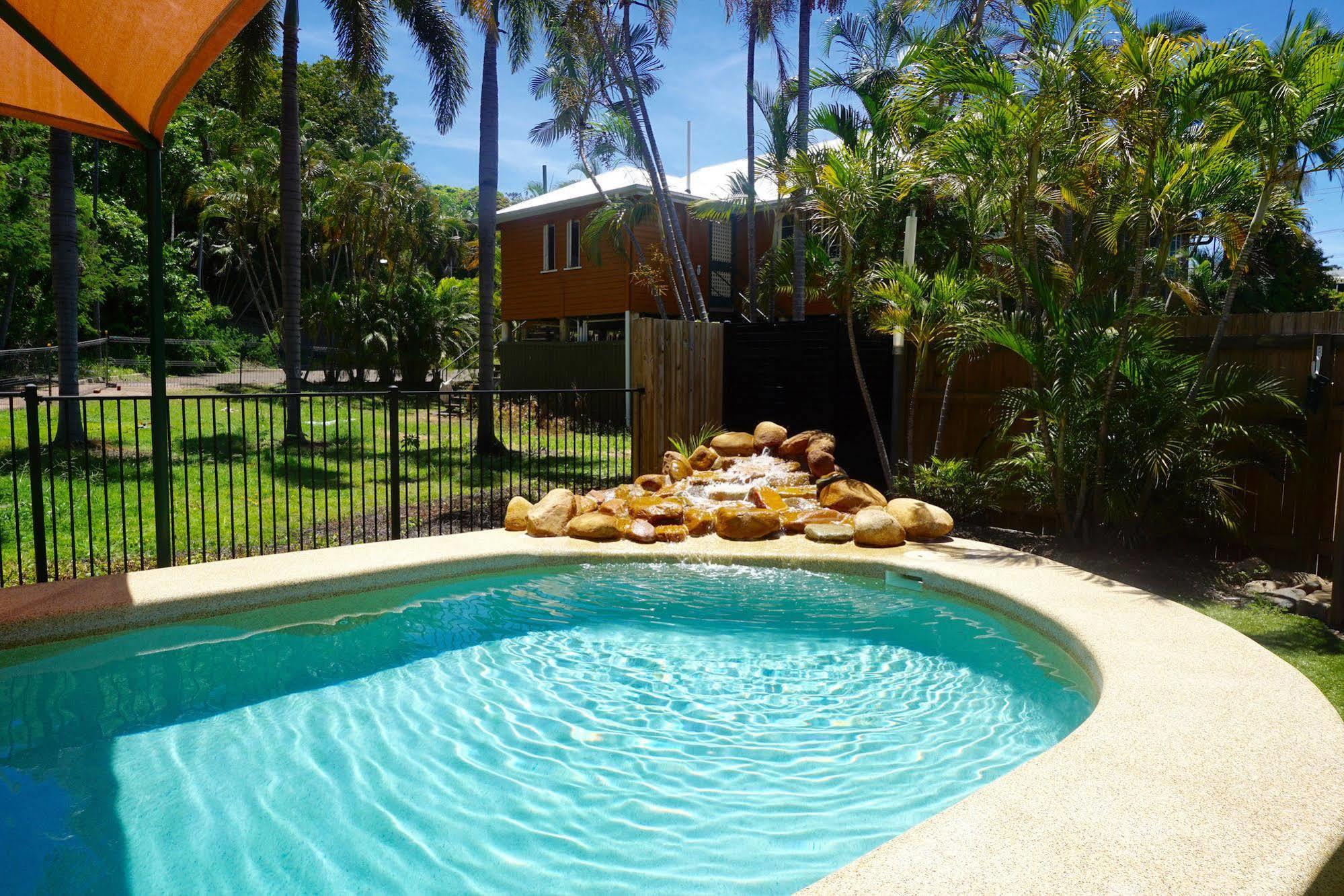 Yongala Lodge By The Strand 3*