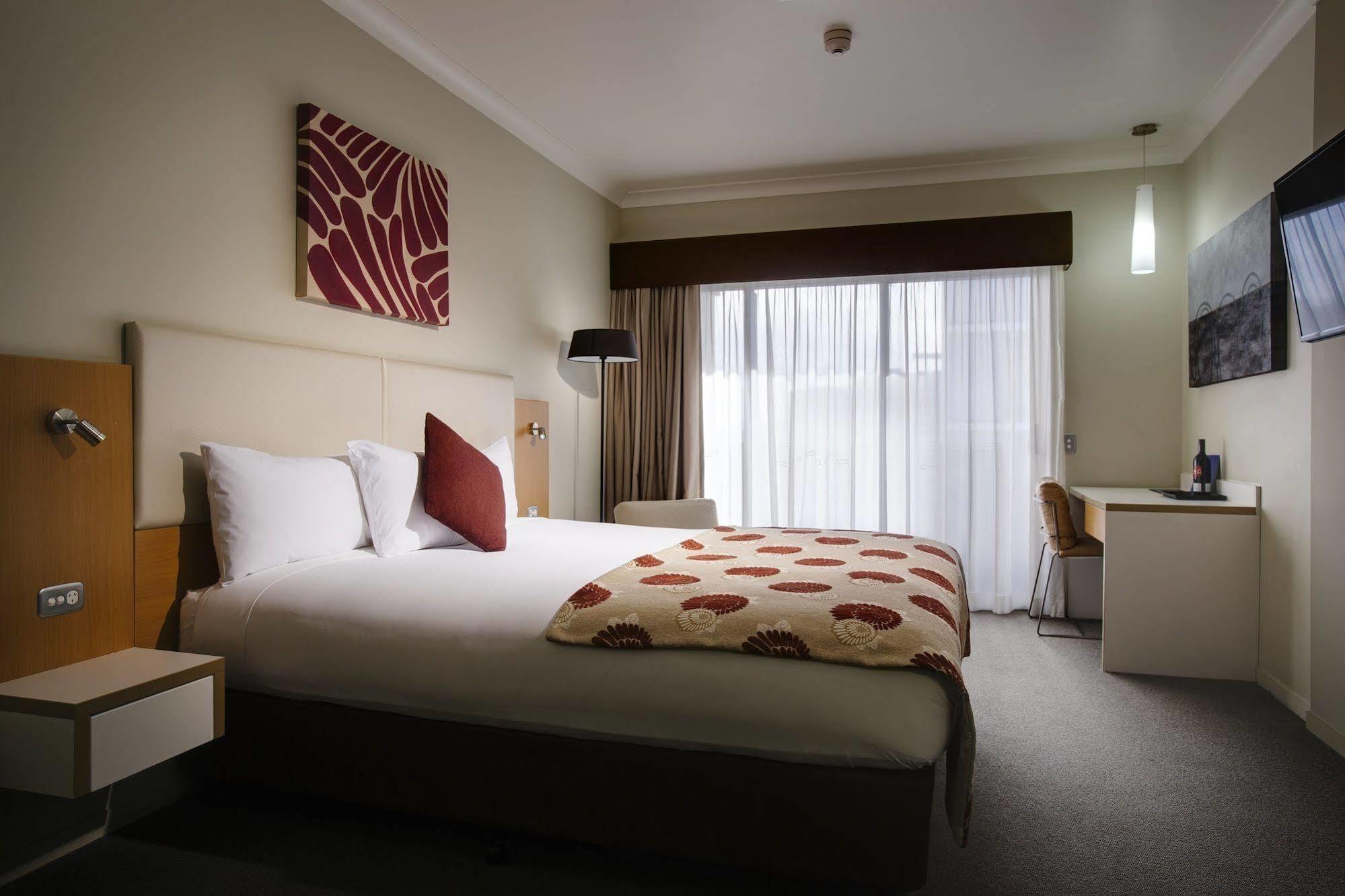 Grand And Aparthotel