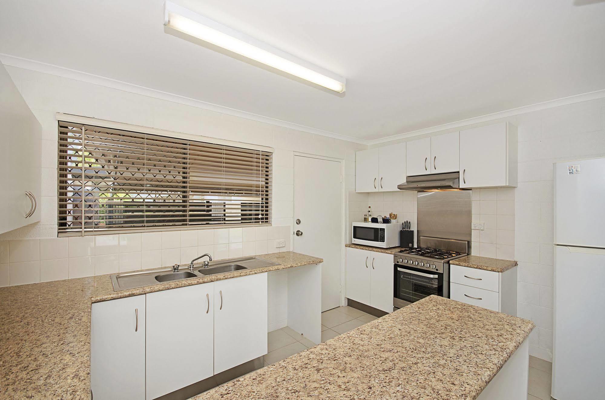 Aparthotel Holiday 3*
