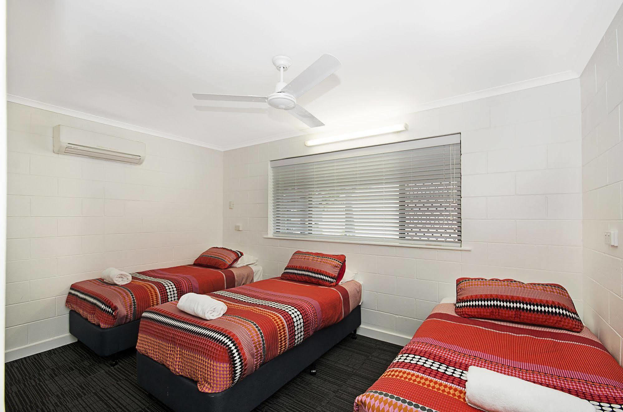 Holiday Aparthotel
