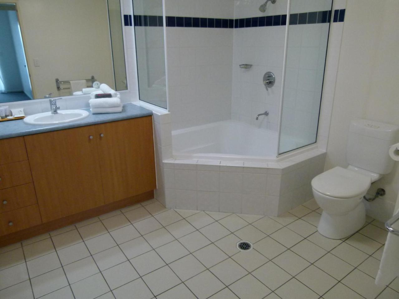 Madison Ocean Breeze Hotel