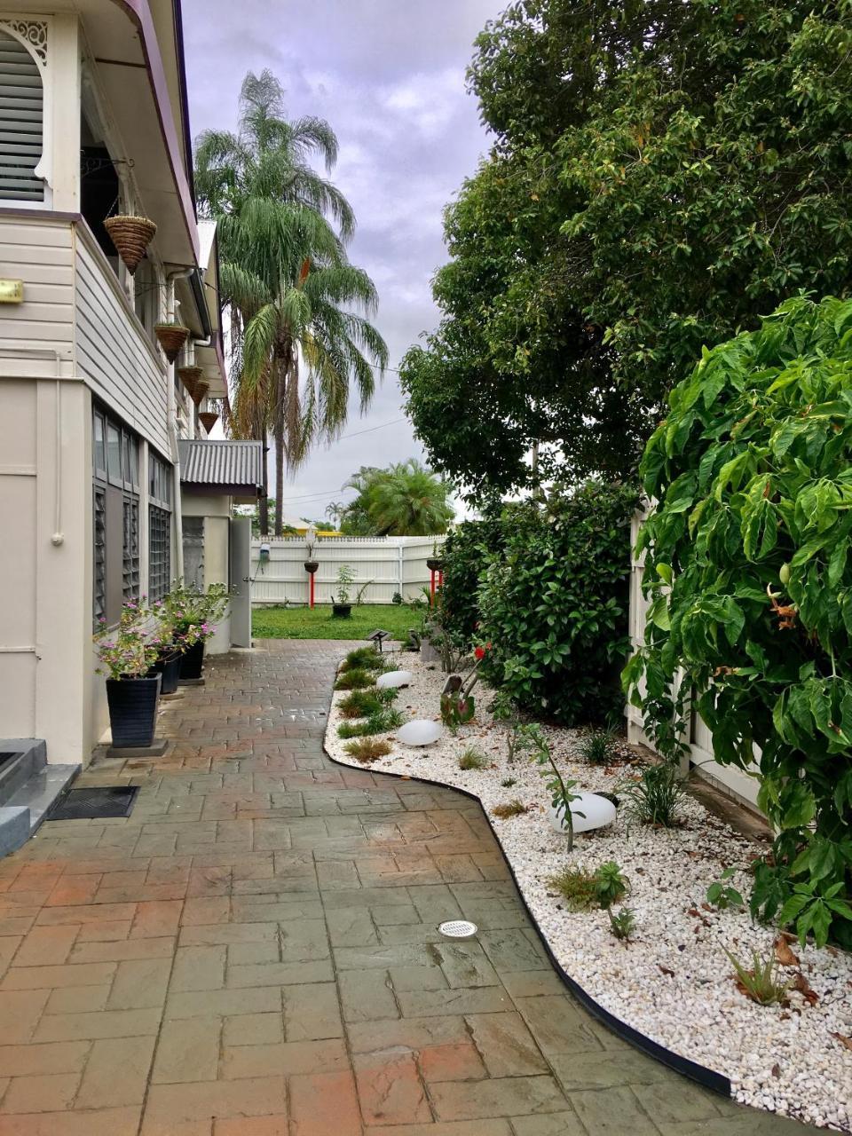 The Avenue Hostel *