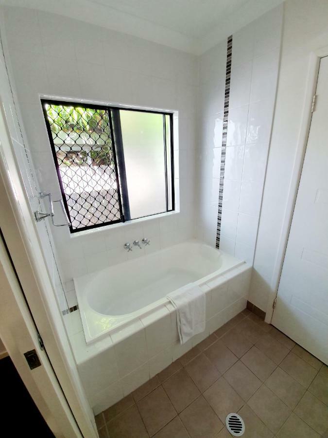3 Bedroom Central *