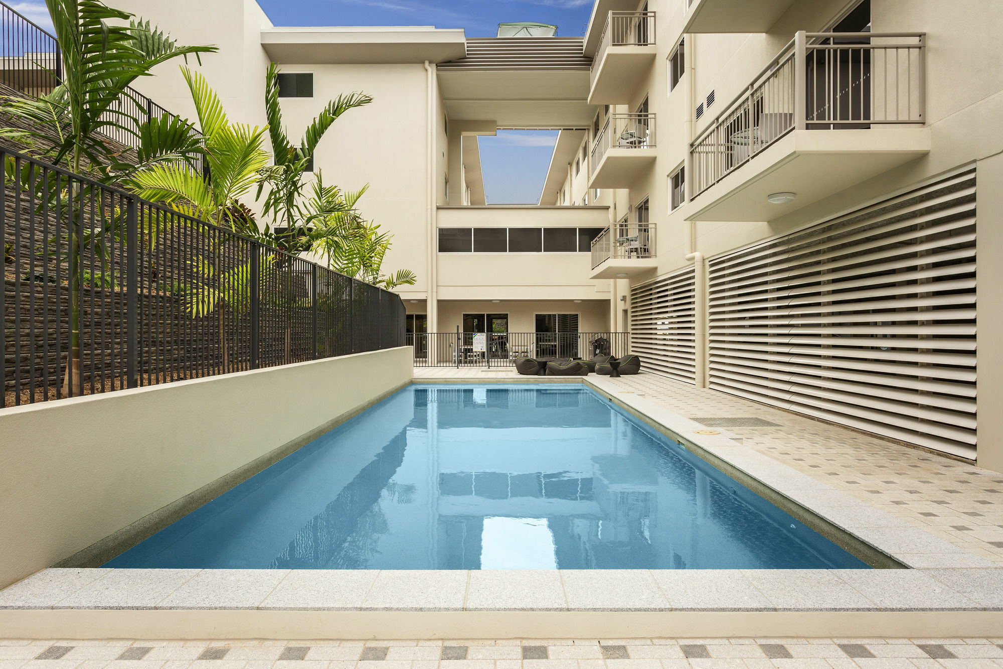 Quest On Eyre Aparthotel