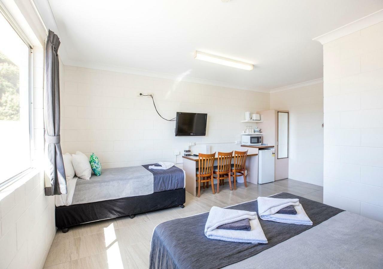 Banjo Paterson Motor Motel 3*