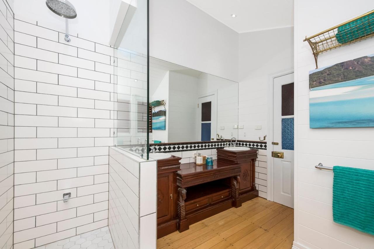 Holiday home Gorgeous 3 Mins To Strand *