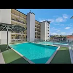 5 Minute Walk To The Stadium!! Taylord Holiday Homes And Apartments