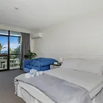 Studio 211 - Seaside Serenity Your Perfect Retreat