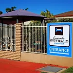 Cascade Motel In Townsville