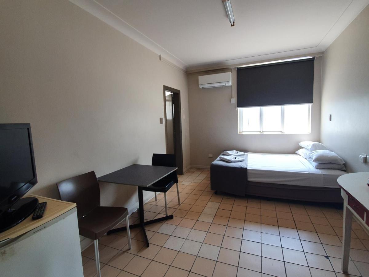 Allen Hotel Townsville