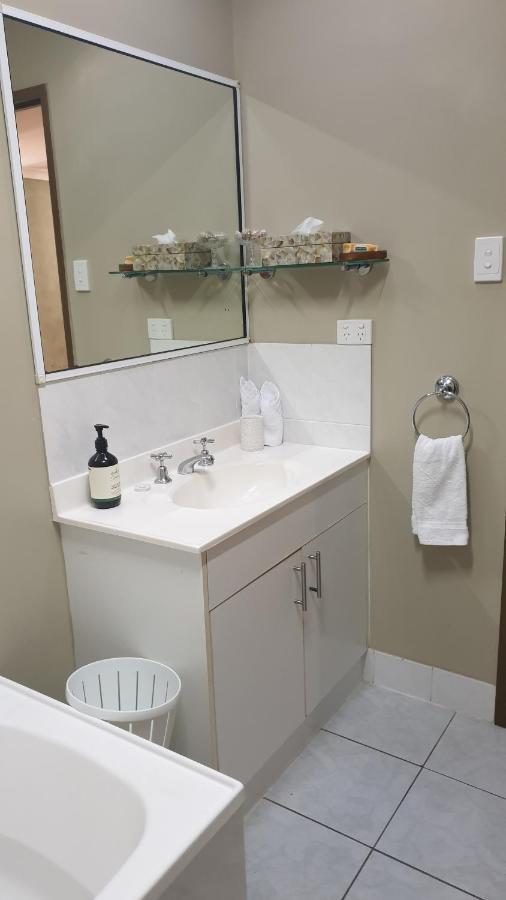 Apartment A Retreat, 2br - Reid Park -townsville *