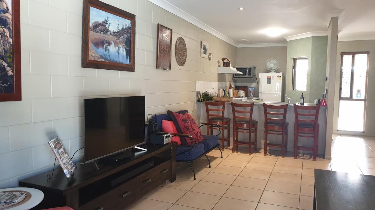 A Retreat, 2br - Reid Park -townsville Apartment