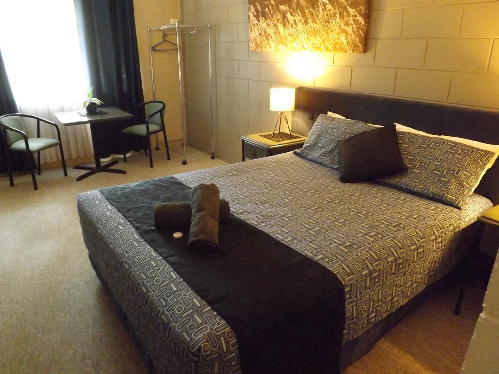 Motel Sunbird