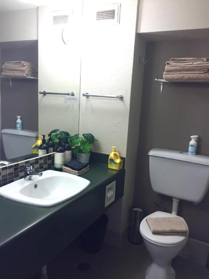 Apartment Beachfront Balcony Townsville
