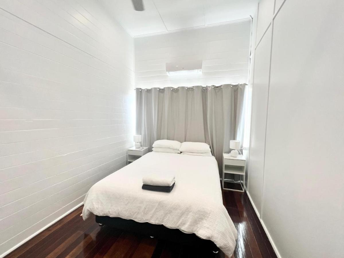 Townsville Suites *