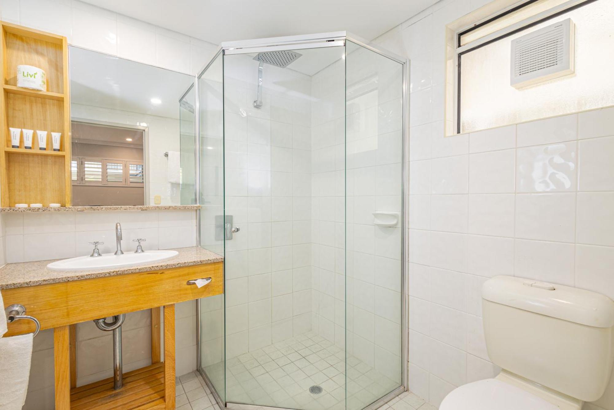 Seahaven Resort 4*