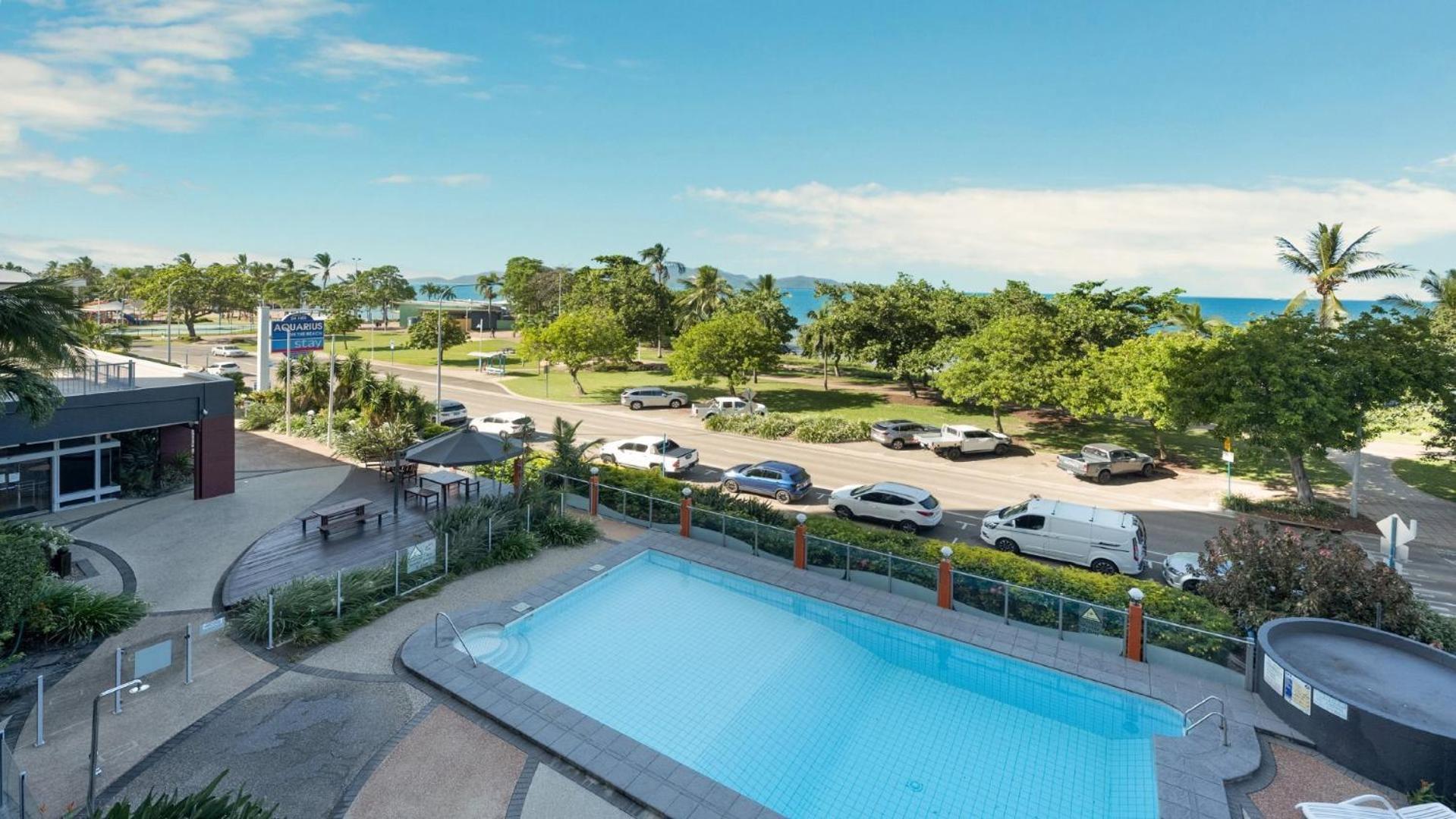 Studio 810 - Idyllic Location With Views Holiday home *