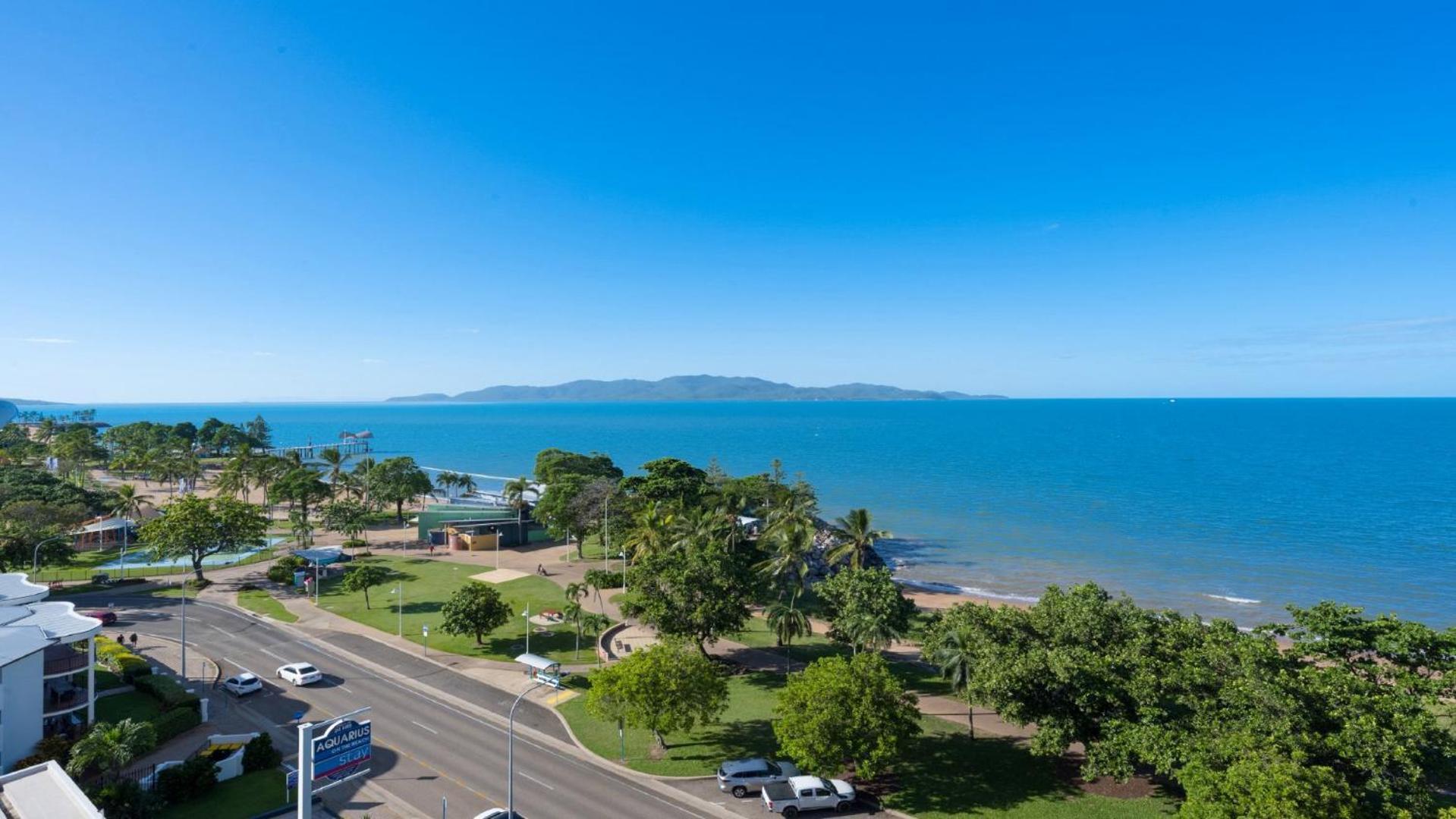 Studio 810 - Idyllic Location With Views Holiday home *