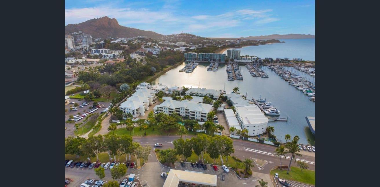 Breakwater 40 Townsville