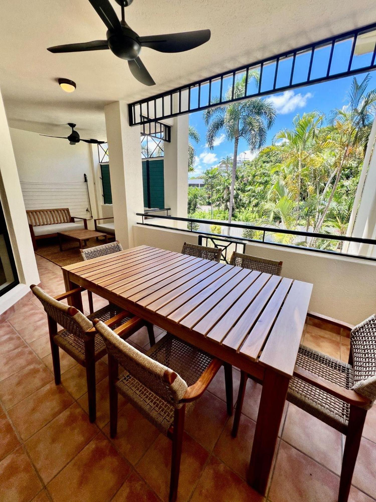 Breakwater 40 Apartment *