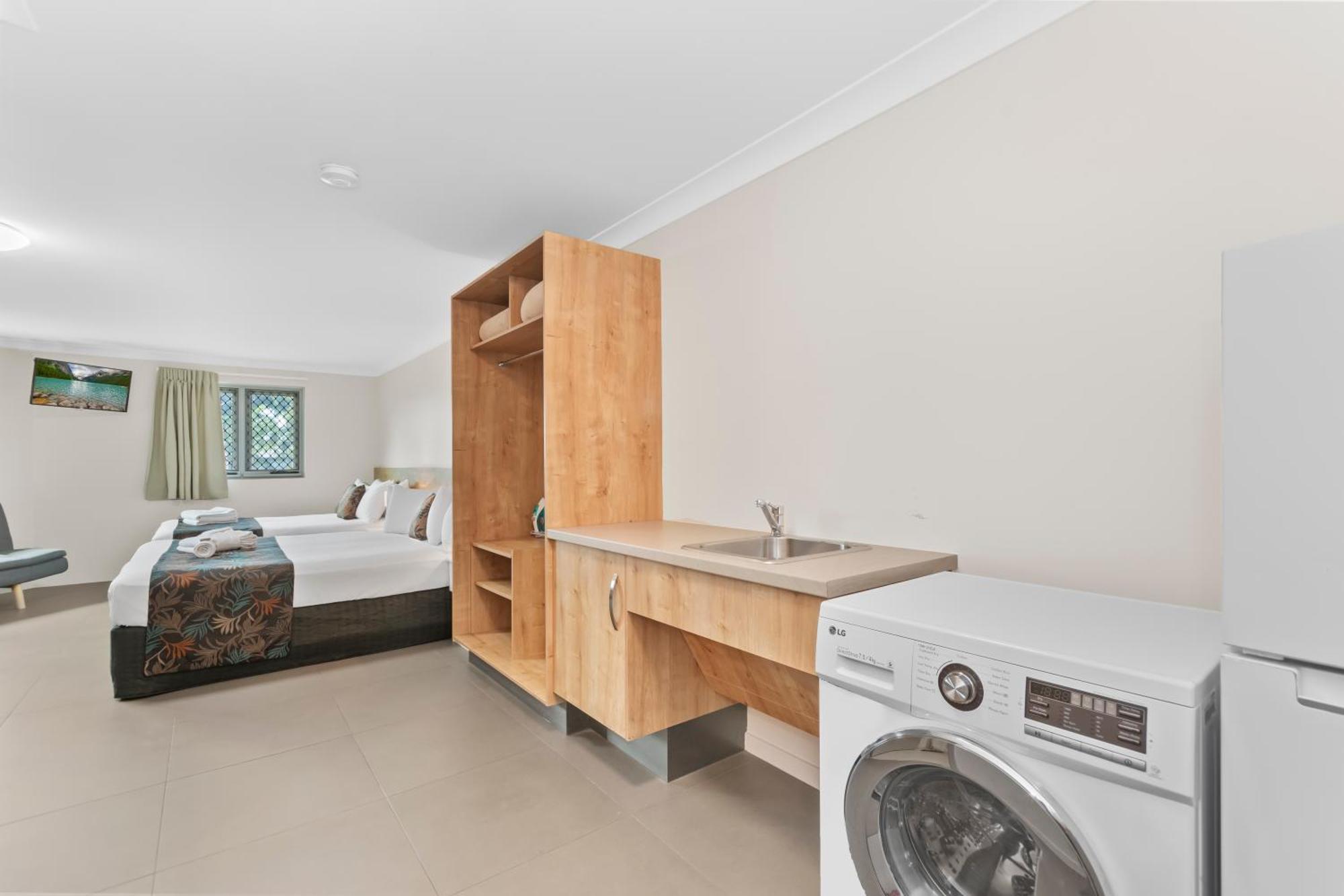 Motel Castle Crest Townsville
