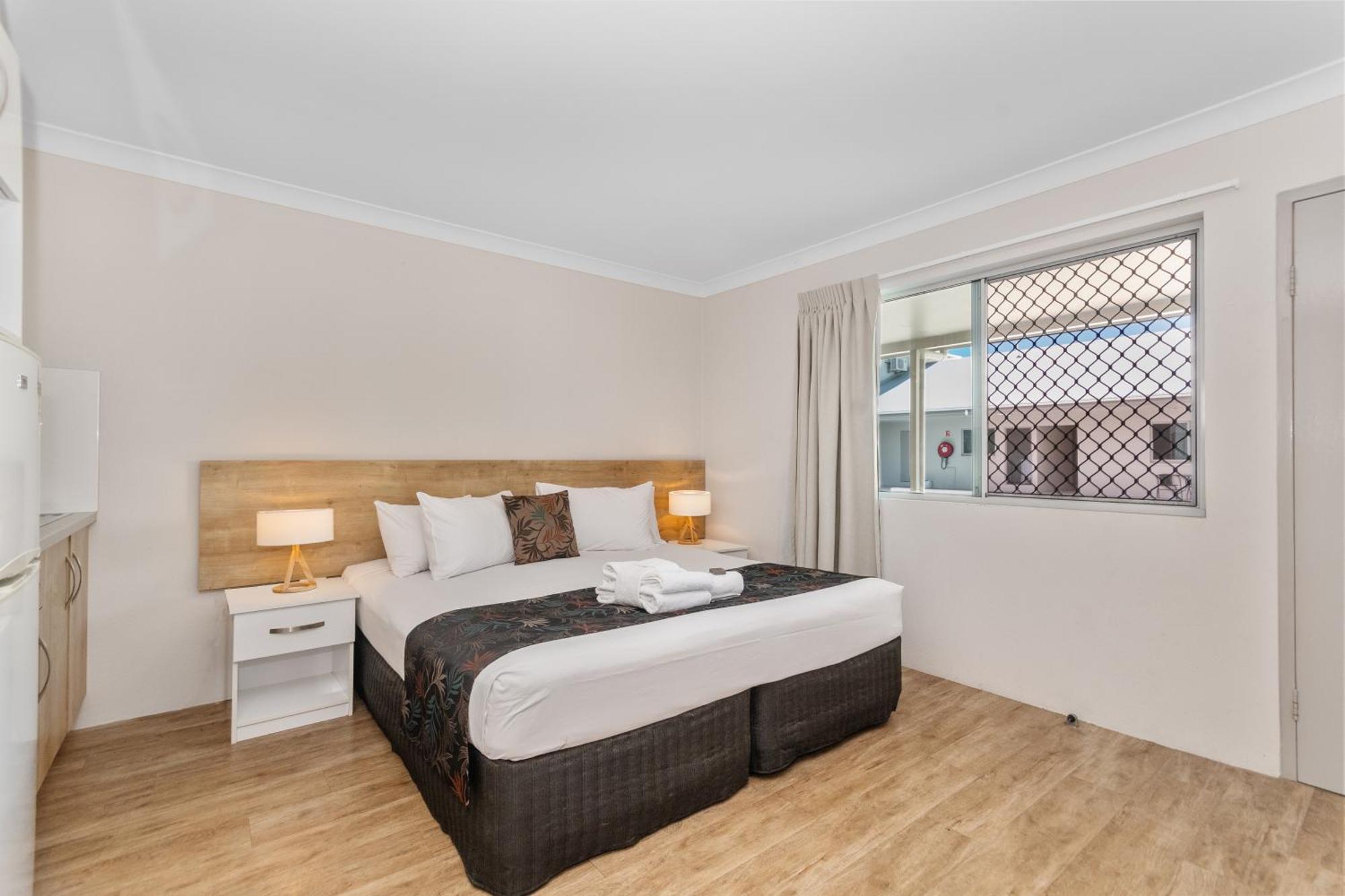 Castle Crest Motel Townsville