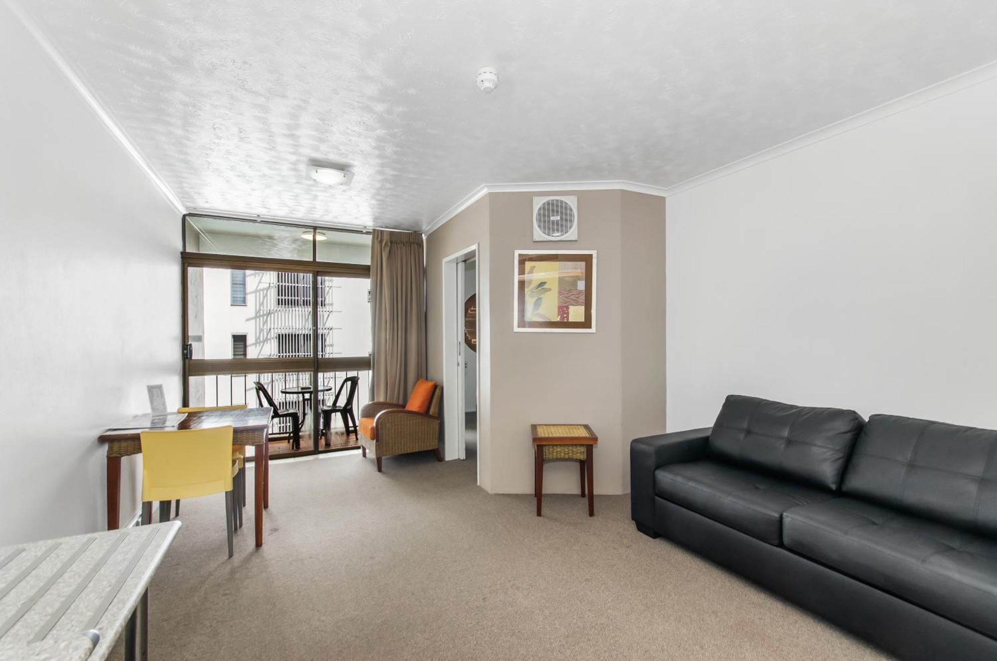 Waters Edge The Hotel 4*